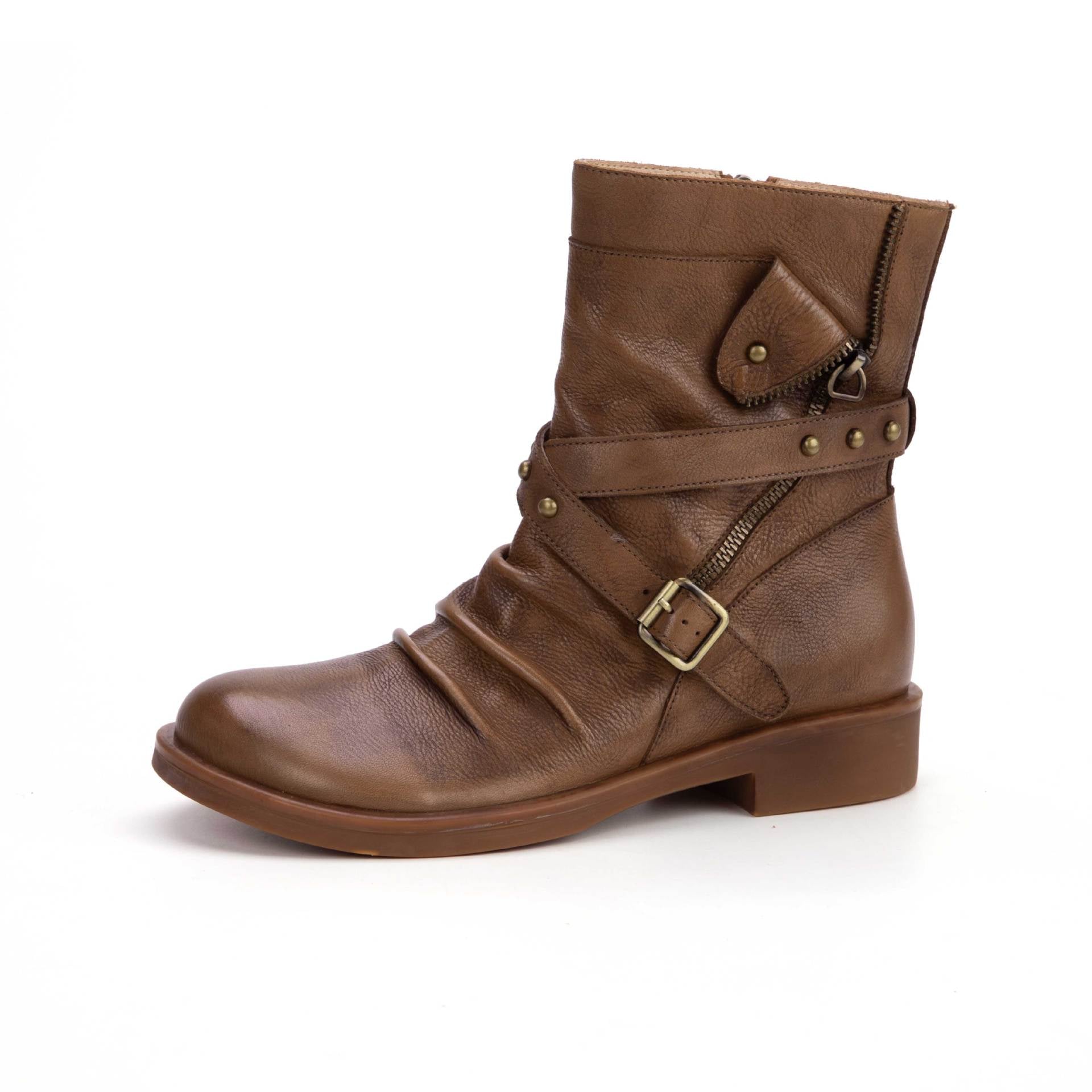 Autumn Street Queen: Nubuck Rivet Lace-Up Ankle Boots – Wild Meets Refined Elegance